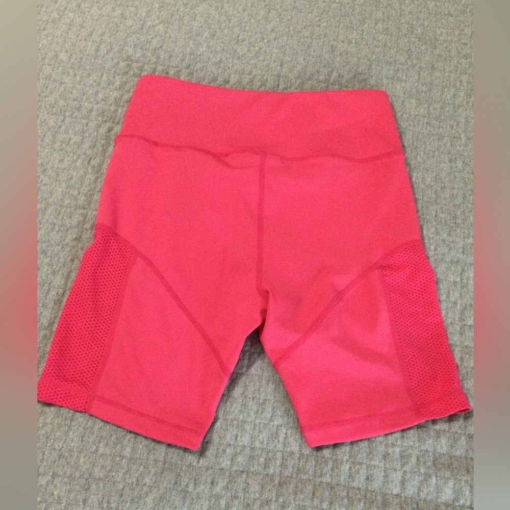 Snipes Women's Pink Biker Short with Mesh Insets Size S - Picture 2 of 7